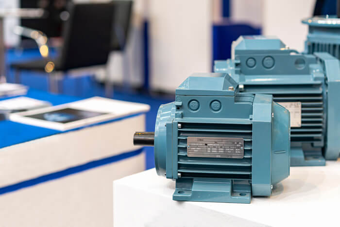 Small electric motors as exhibits
