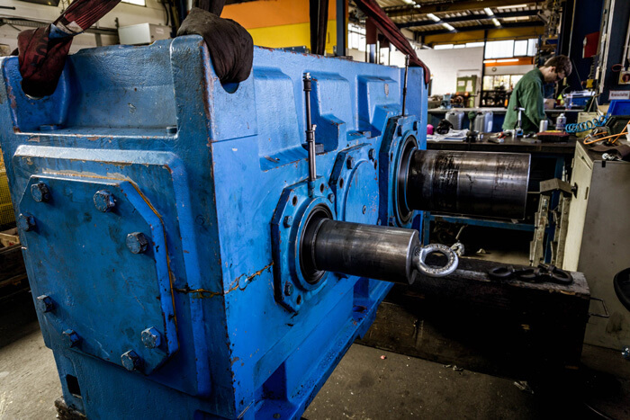 gearbox-design-and-trade Gearbox in workshop